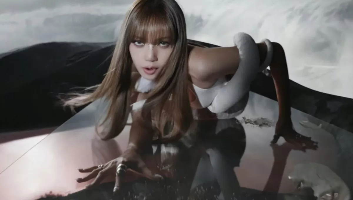 Lisa Blackpink