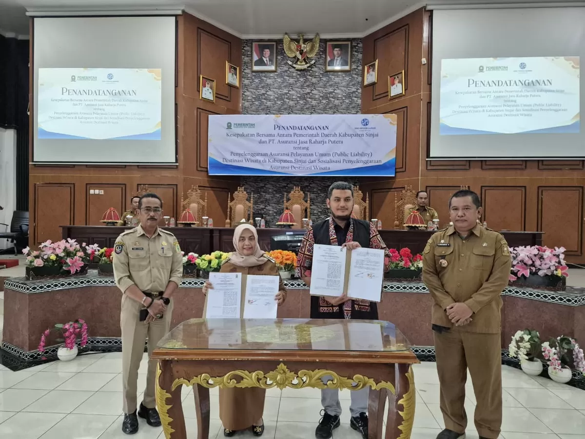 Bupati Sinjai Hj Ratnawati Arif sepakati kerjasama dengan PT Asuransi Jasa Raharja Putera Branch Office Makassar.