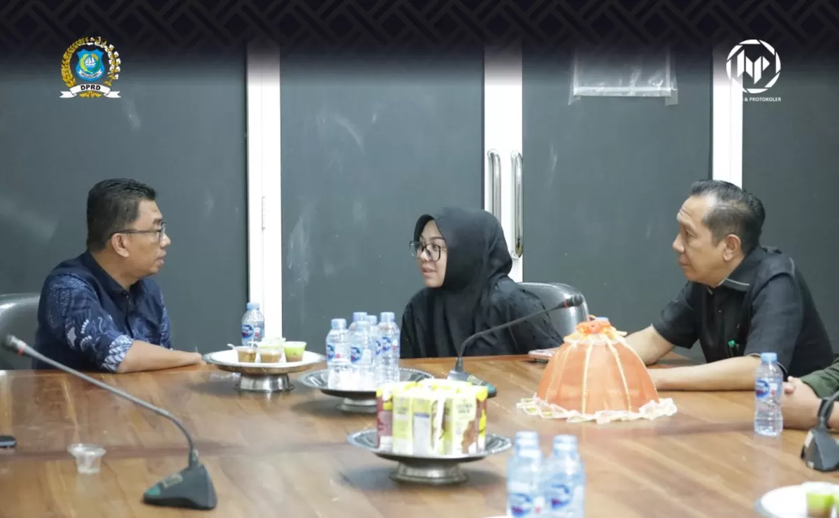 Ketua DPRD Bulukumba Umy Asyiatun Khadijah didampingi Wakil Ketua Syahruni Haris terima kunjungan Kajari Bulukumba Erwin Juma.