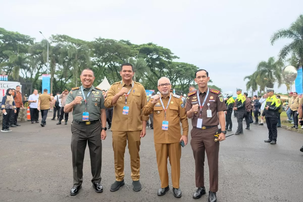Bupati dan Wakil Bupati Bantaeng kompak bersama forkopimda hadiri rakornas.