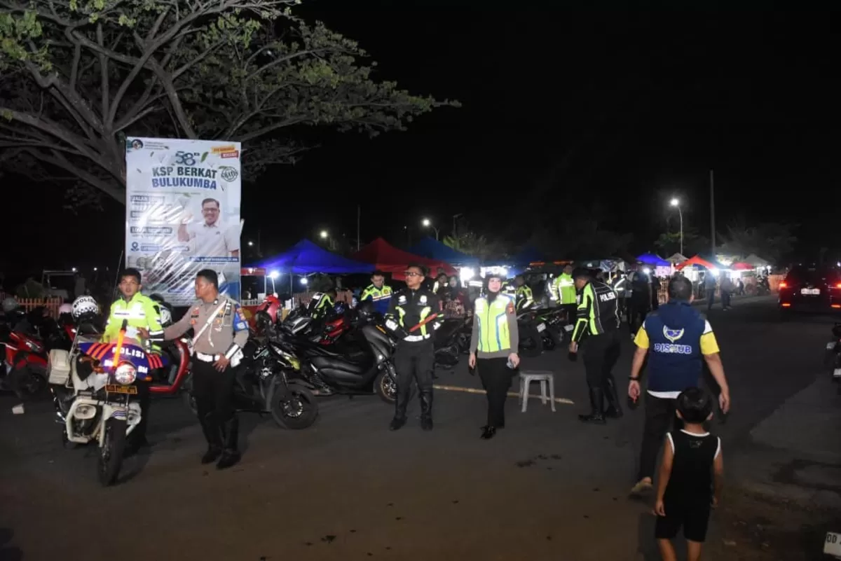Ratusan personel Polres Bulukumba dikerahkan amankan Hari Jadi Kabupaten Bulukumba ke-66 tahun.