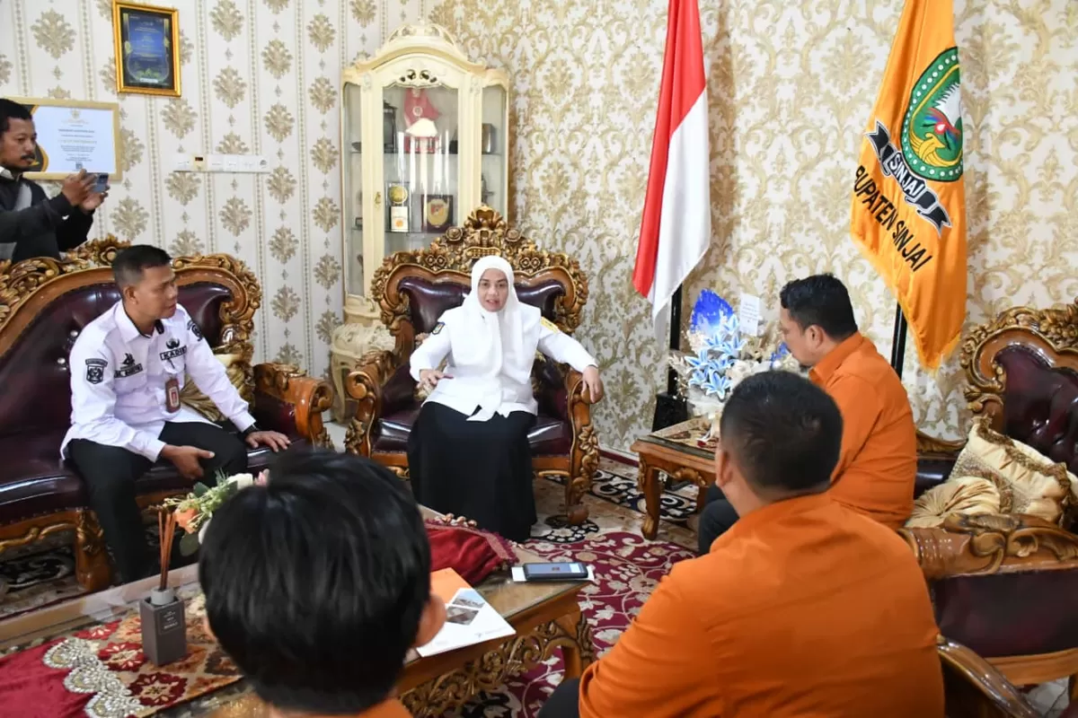 Bupati Sinjai Hj Ratnawati Arif terima audiensi pihak BPS.
