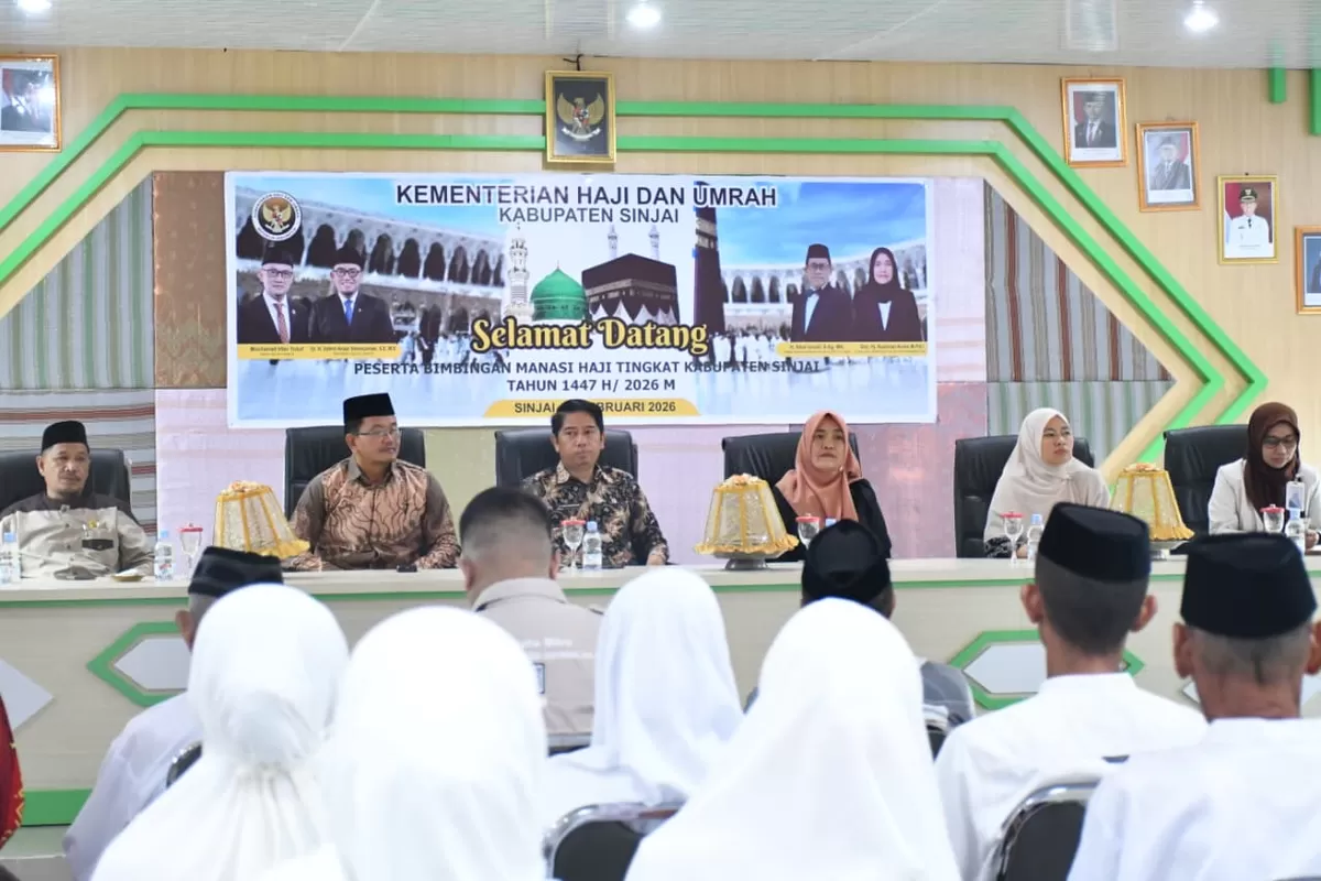 Bupati Sinjai Hj Ratnawati Arif buka Manasik Haji 1447 H.