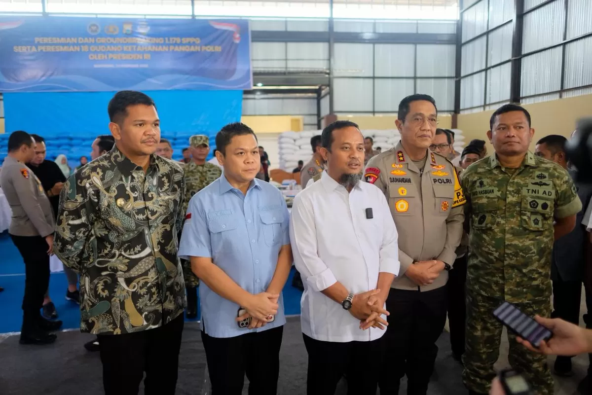 Bupati Bantaeng M Fathul Fauzy Nurdin dampingi Gubernur Sulsel Andi Sudirman Sulaiman.