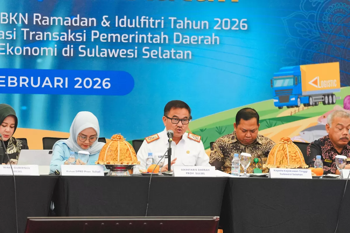 Sekda Sulsel Jufri Rahman pimpin rapat HLM TPID dan TP2DD.