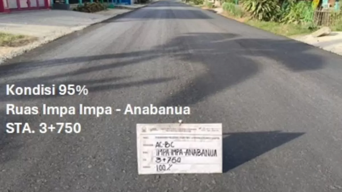 Kondisi terkini Ruas Impa-impa&ndash;Anabanua di Kabupaten Wajo yang telah mencapai progres 95 persen, menunjukkan kualitas aspal yang kini lebih mantap dan mulus.