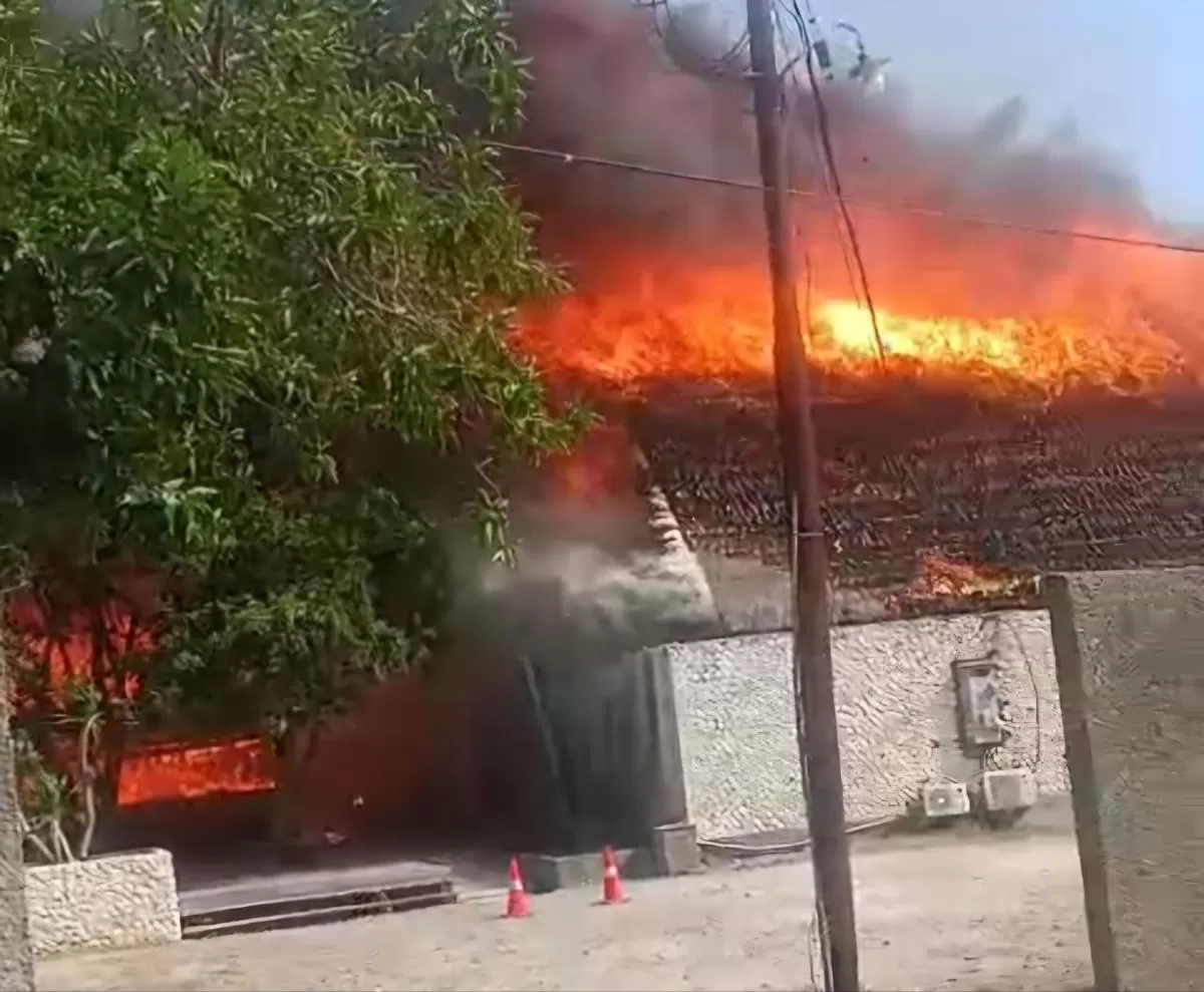 Paduppa Resort Bira terbakar.