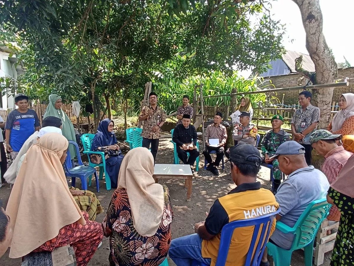 Pemprov Sulsel salurkan bantuan untuk korban angin puting beliung di Takalar.