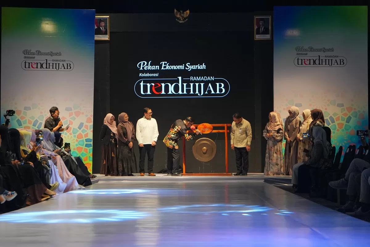 Dekranasda Sulsel resmi buka Trend Hijab Ramadan 2026.
