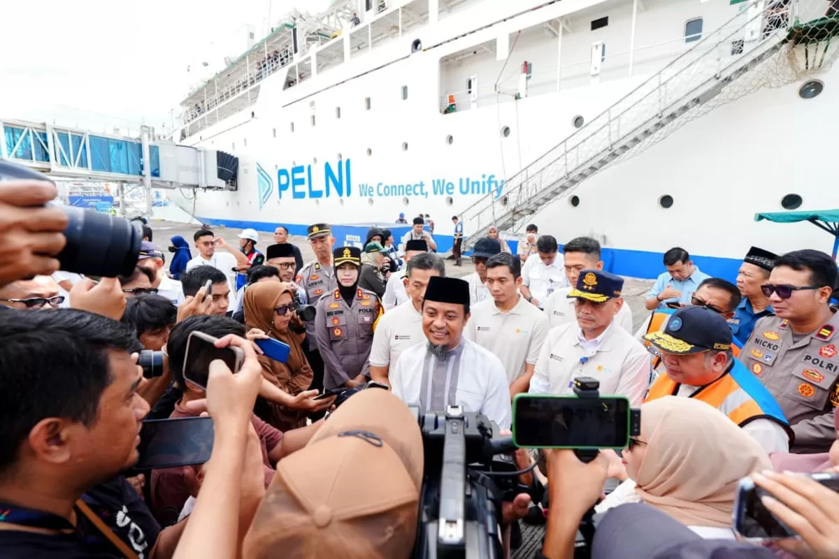 Gubernur Sulsel Andi Sudirman Sulaiman.