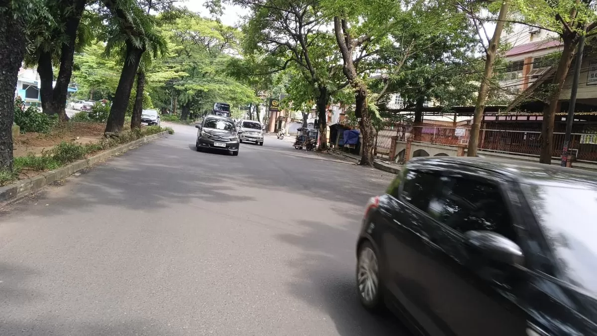 Jalan Hertasning Sudah Diaspal, Aroepala Menyusul dengan Aspal Beton.
