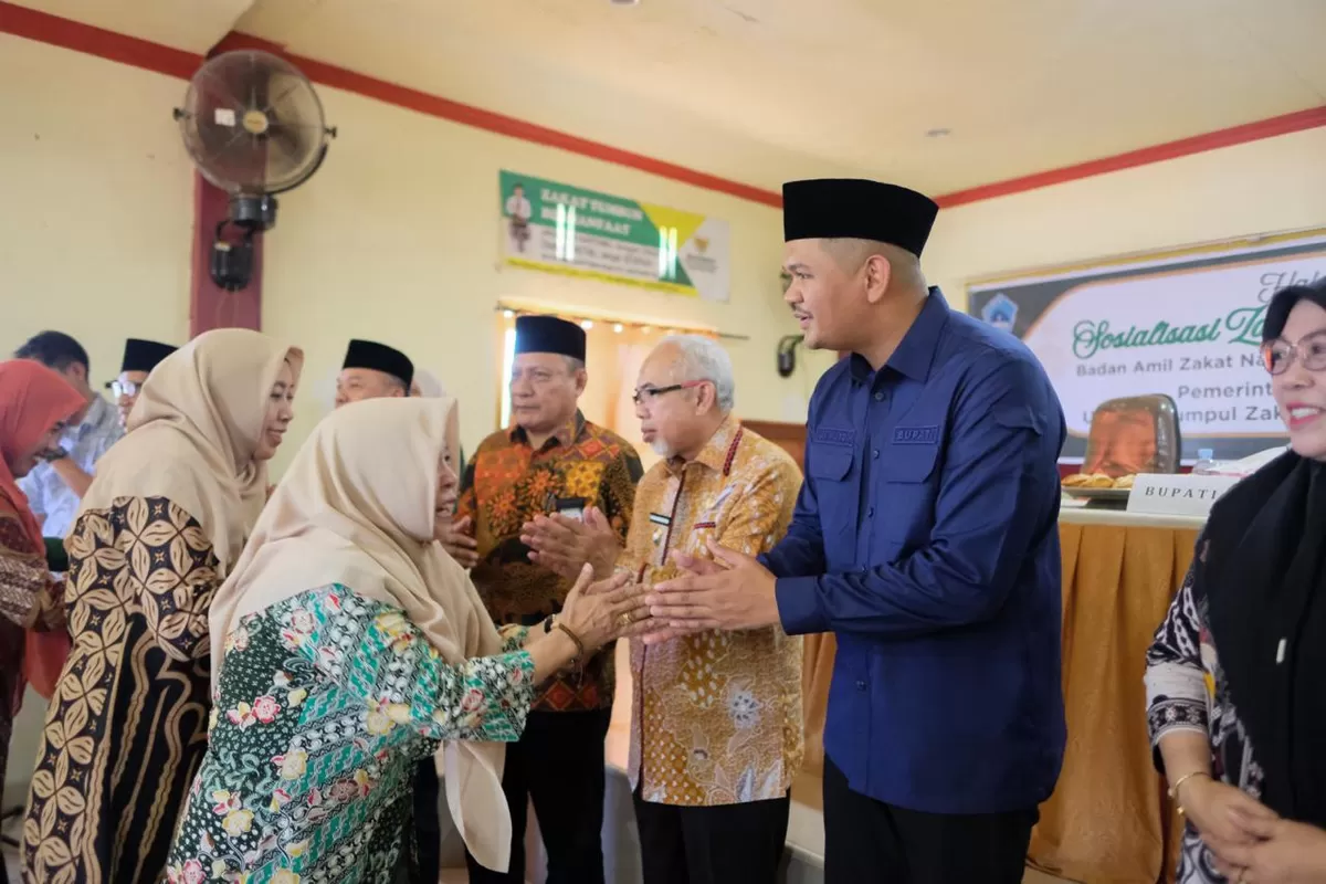 Bupati Bantaeng M Fathul Fauzy Nurdin bersama Wakilnya H Sahabuddin hadiri Halal Bihalal Baznas.