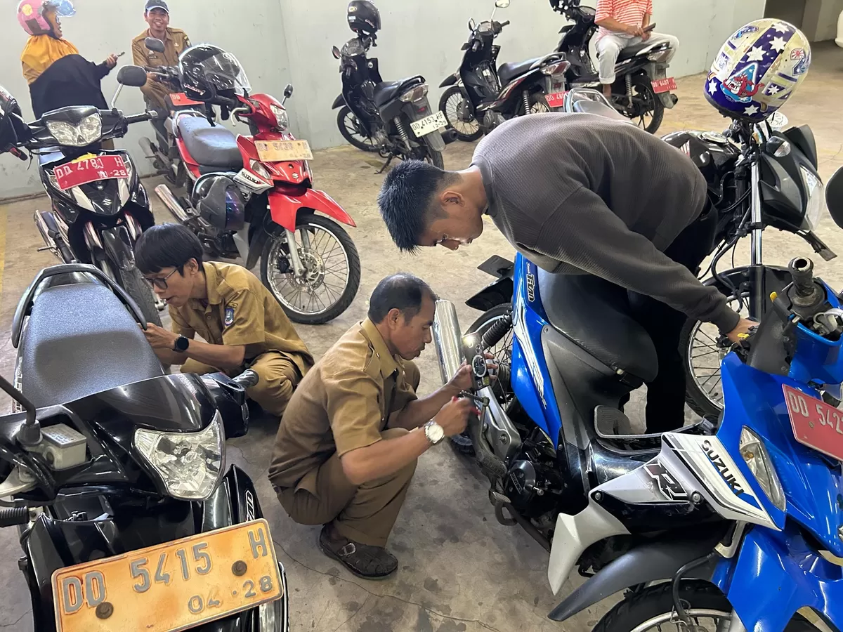 BKAD bersama BPK melakukan pengecekan fisik kendaraan dinas Pemkab Bulukumba.