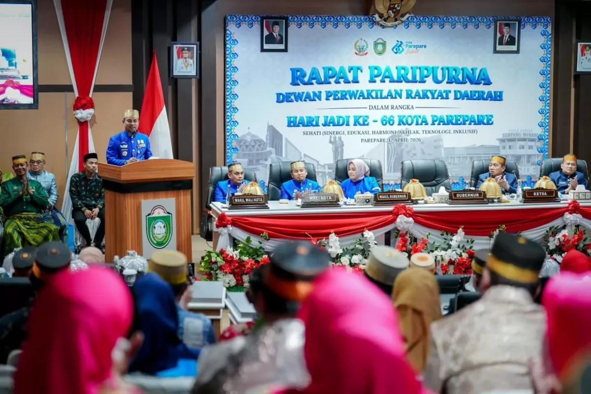 Gubernur Sulsel Andi Sudirman Sulaiman saat menghadiri Hari Jadi Kota Parepare ke-66 tahun.