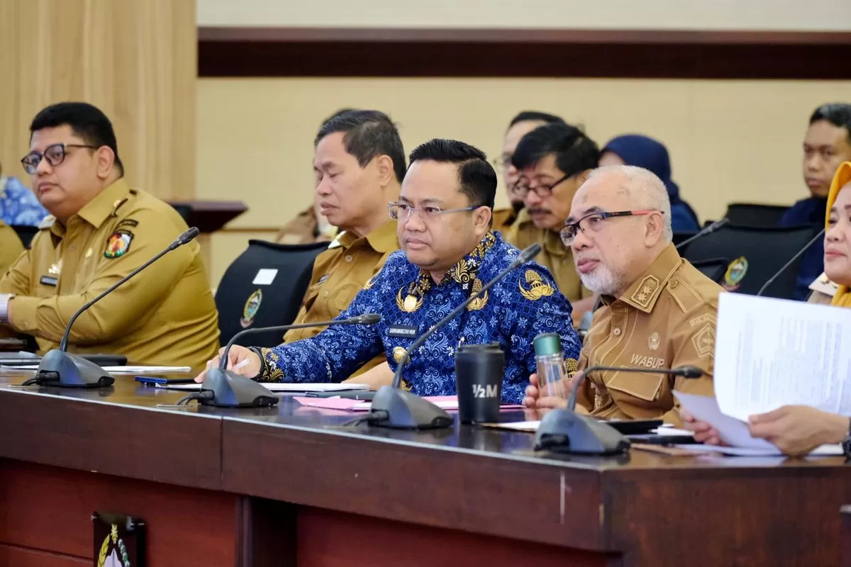 Wakil Bupati Bantaeng H Sahabuddin bersama Wakil Bupati Gowa.
