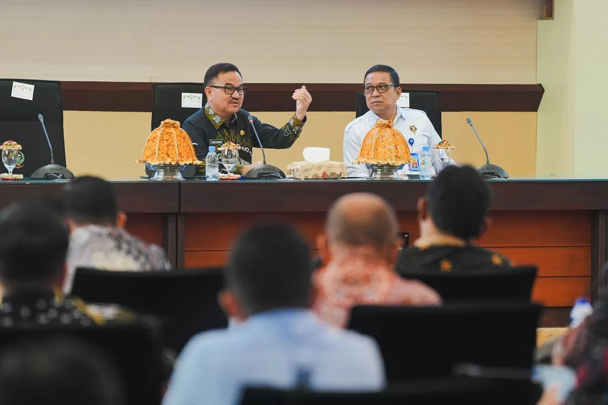 Sekda Sulsel Jufri Rahman tekankan penting memerangi narkoba.