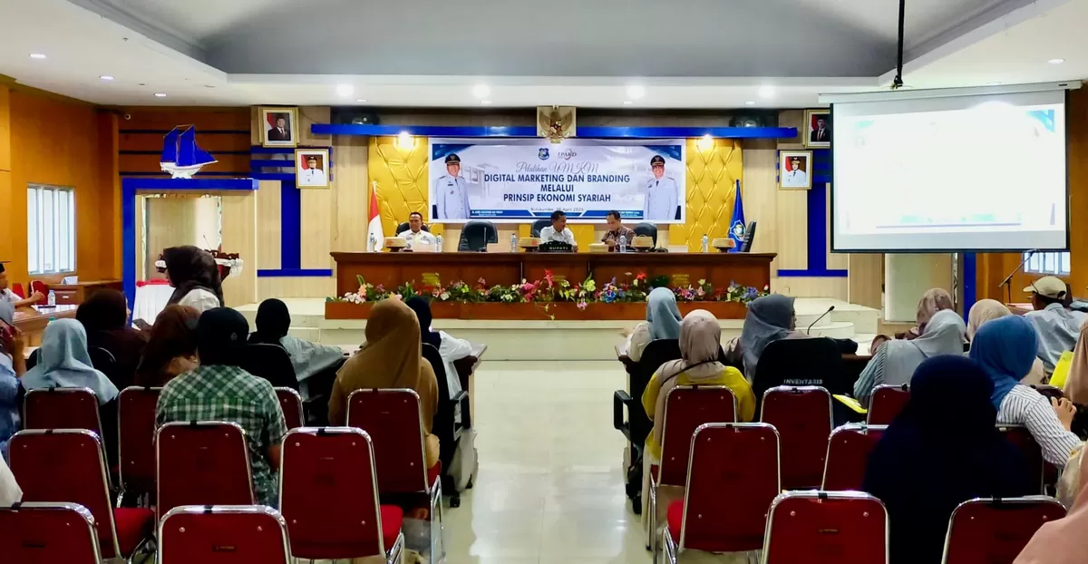 100 pelaku UMKM mengikuti kegiatan Pengembangan Kapasitas yang digelar di Ruang Pola Kantor Bupati Bulukumba, Rabu 29 April 2026.