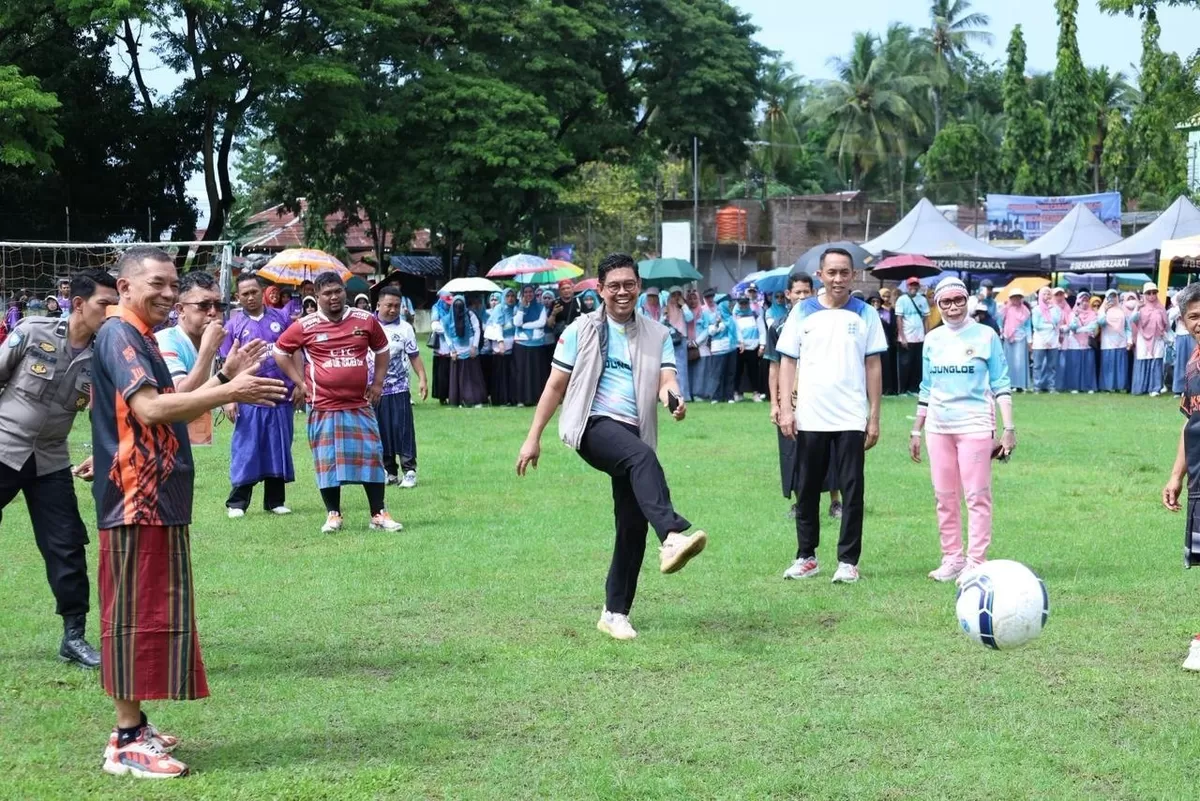 Wakil Bupati Bulukumba Andi Edy Manaf resmi buka Porseni Guru PPPK Bulukumba 2026.