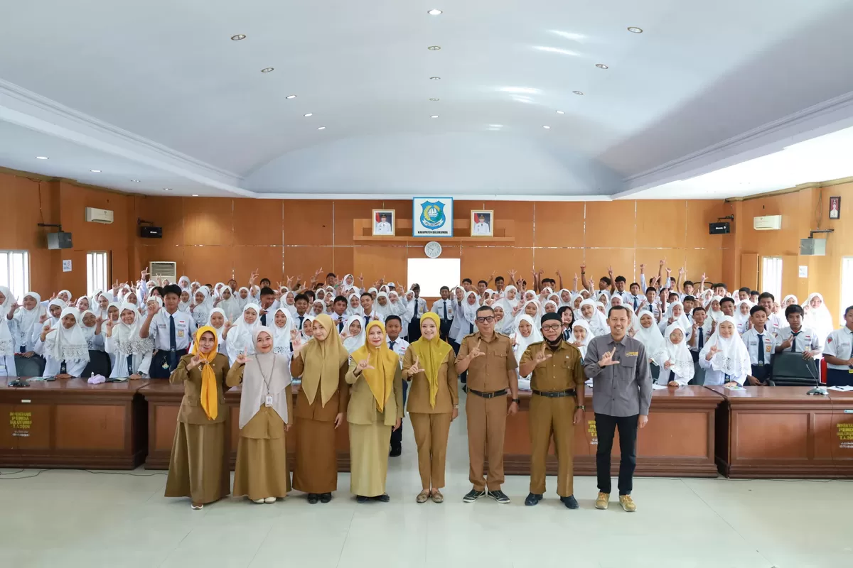 Siswa SMPN 1 Bulukumba ikut pelatihan jurnalistik bersama Diskominfo Bulukumba. 