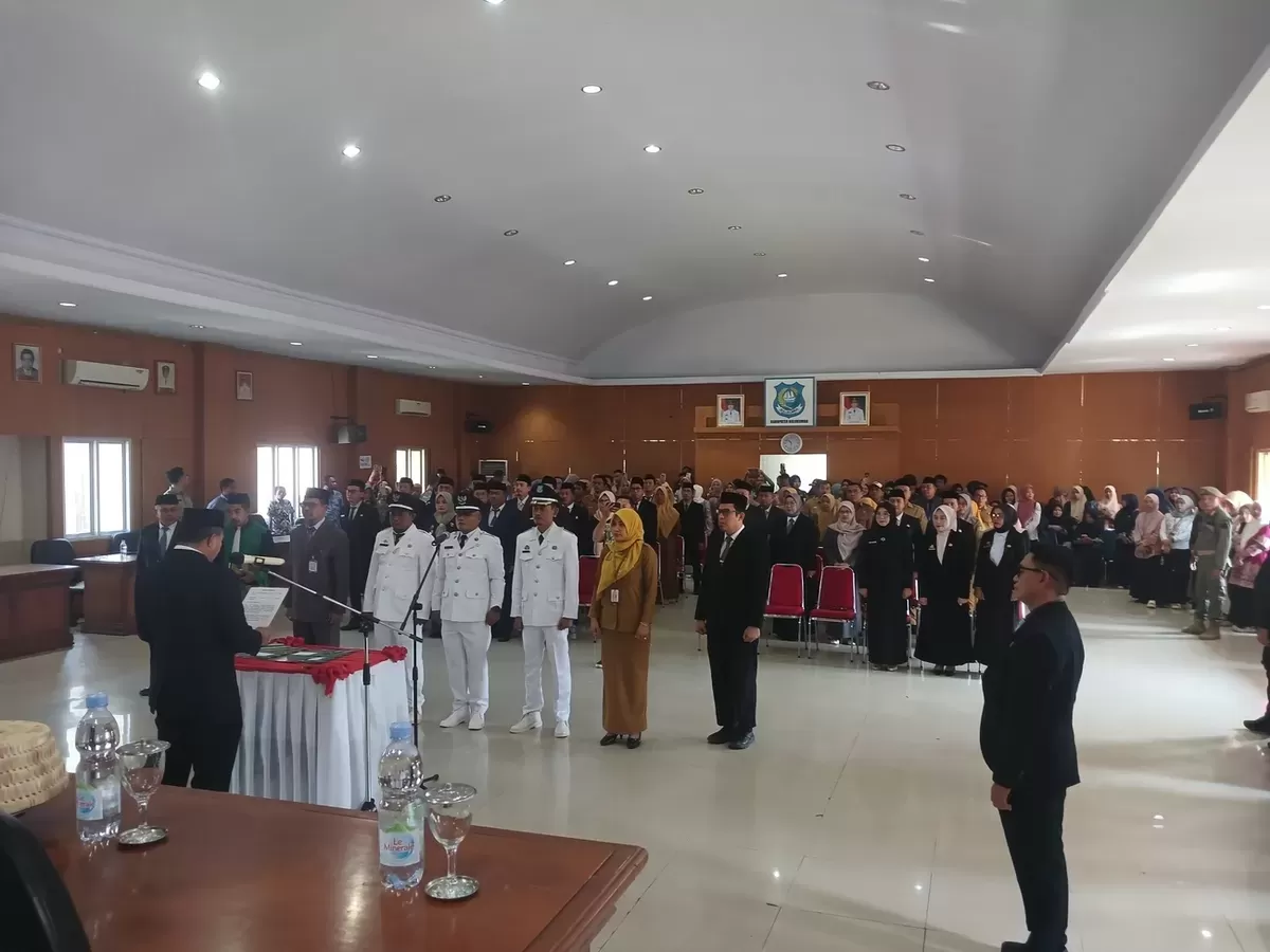 Bupati Bulukumba Andi Muchtar Ali Yusuf mutasi 53 pejabat.