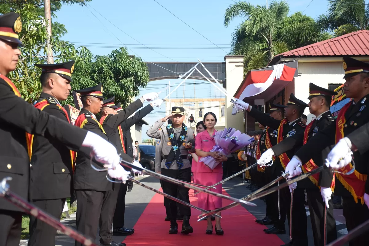 AKBP Stephanus Luckyto Andri Wicaksono, S.I.K., S.H., M.Si. resmi jabat Kapolres Bulukumba.