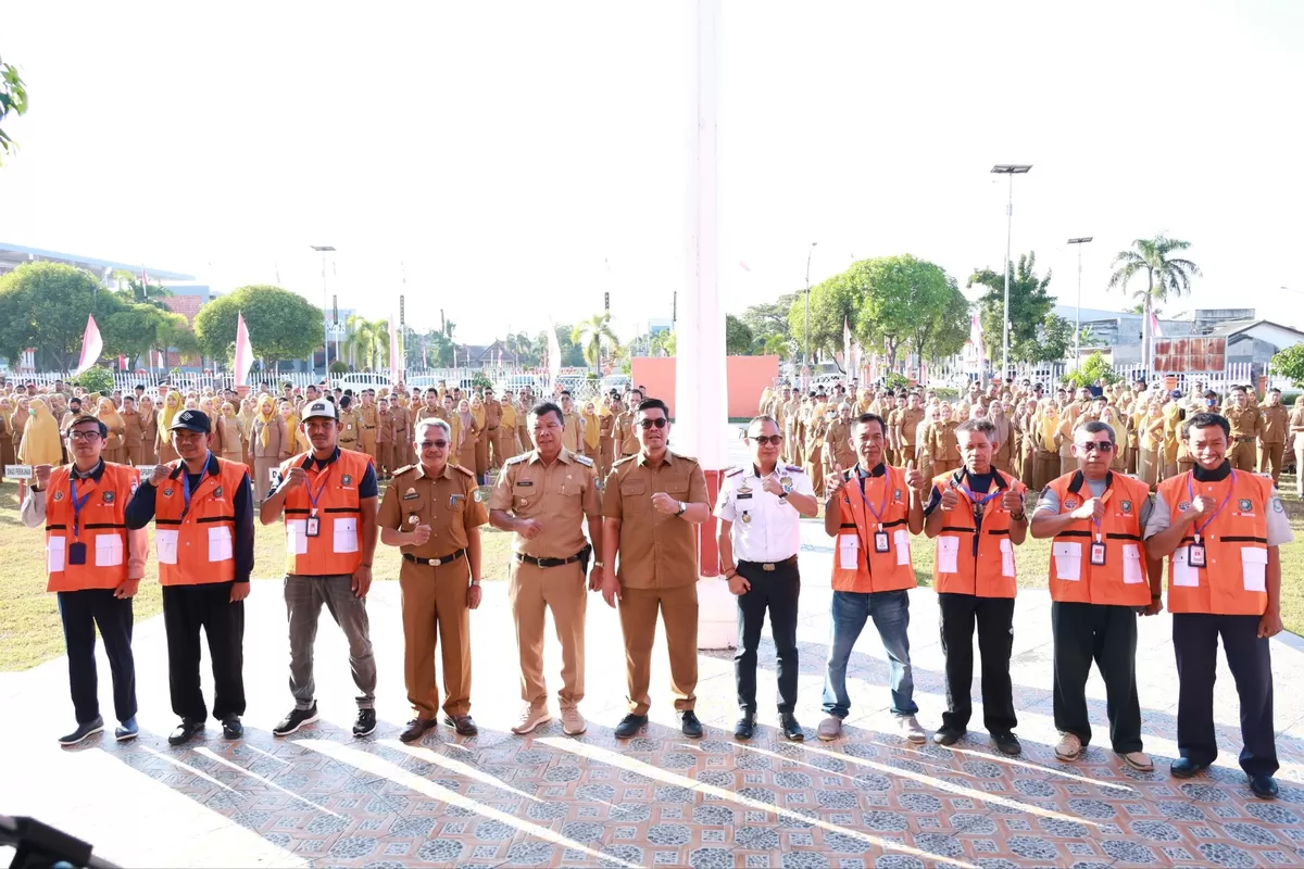 Pemkab Bulukumba melakukan pembekalan kepada petugas parkir.