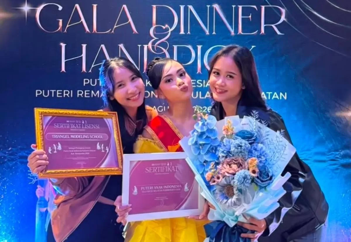 Izzatul Husna (tengah) meraih gelar Puteri Anak Indonesia Pariwisata Sulawesi Selatan 2026.