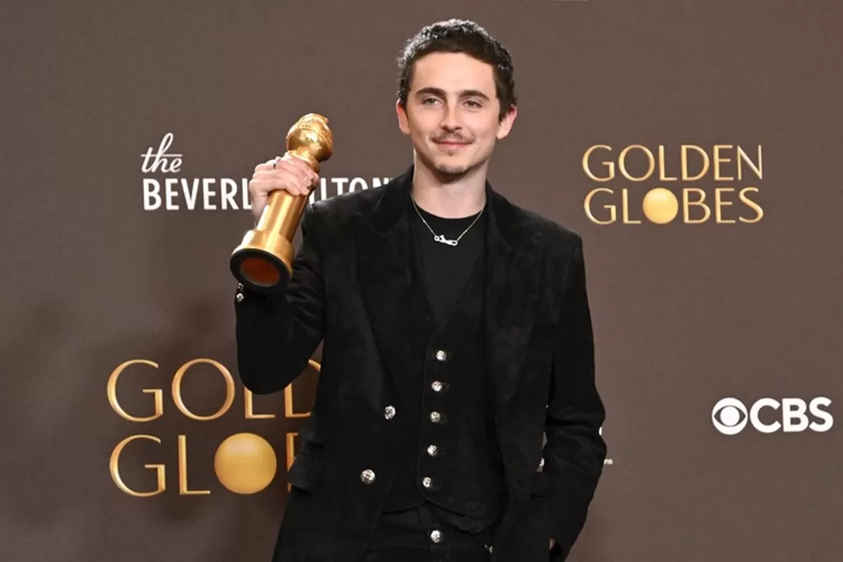 Timothee Chalamet memenangkan Golden Globes pertamanya lewat film Marty Supreme. Akankah ia menjadi pemenang juga di Academy Awards? (Instagram @MTV)