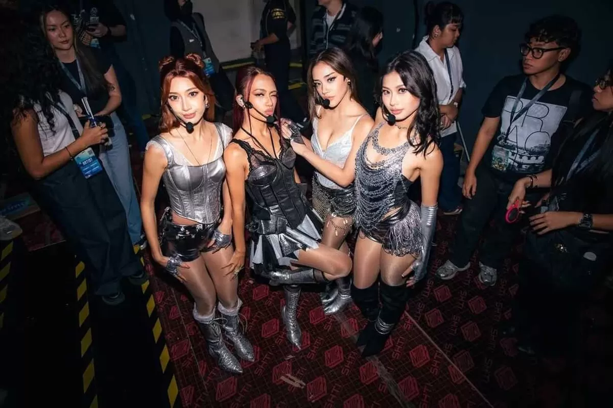 Girl Group asal Indonesai, No Na. (ig nonawav)