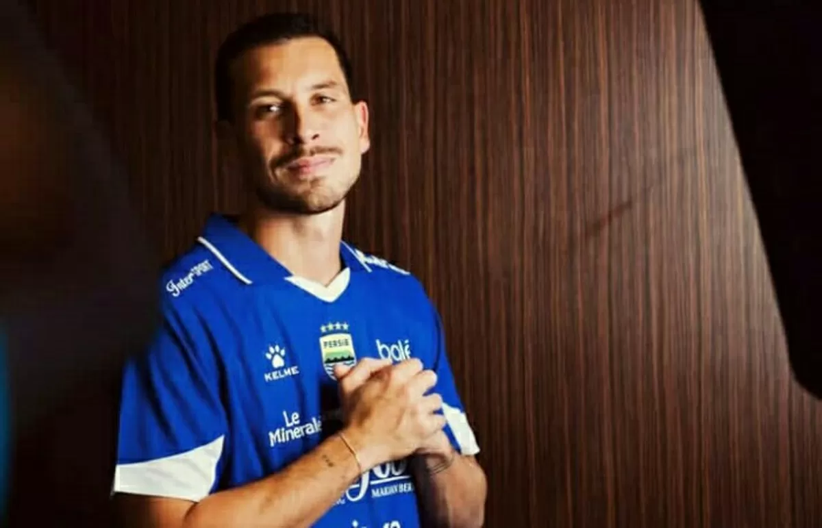 Pemain Persib Bandung Thom Haye (Instagram) 