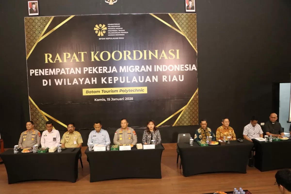 Kapolda Kepri dan Kapolresta Barelang Hadiri Rapat Koordinasi PMI Kepri 2026