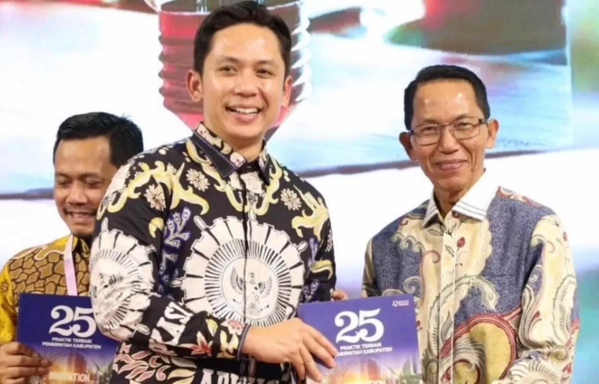 Walikota Batam, Amsakar Achmad, hadir langsung
