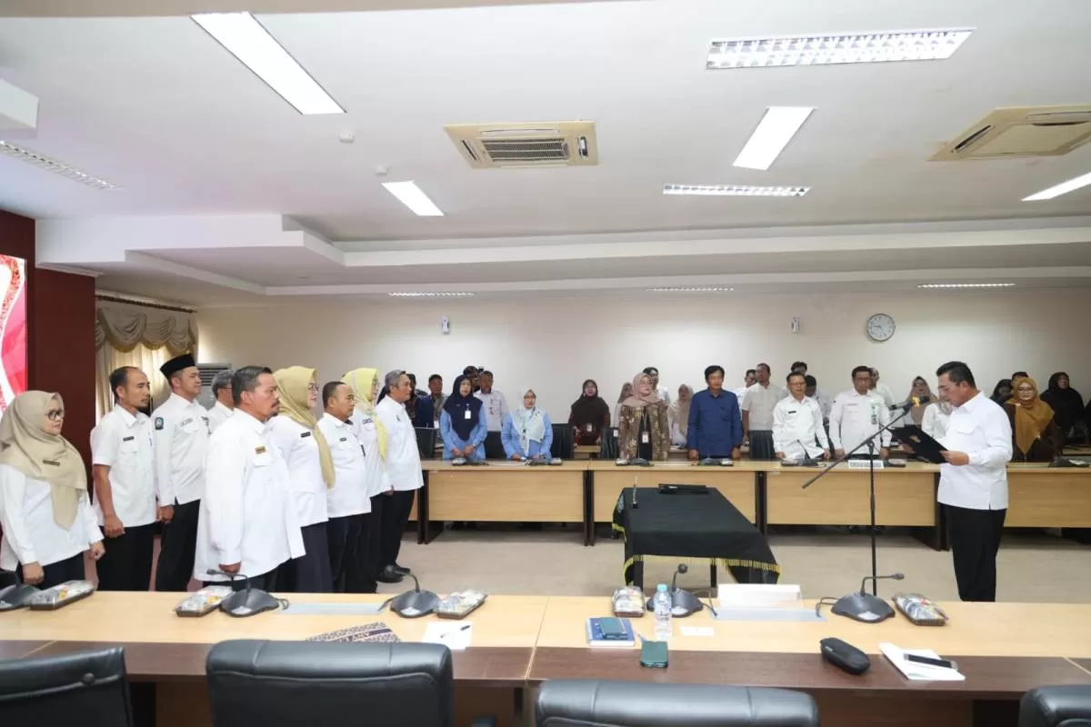 Gubernur Ansar dan Badan Bahasa Tandatangani MoU, Perkuat Penggunaan Bahasa Indonesia di Kepri