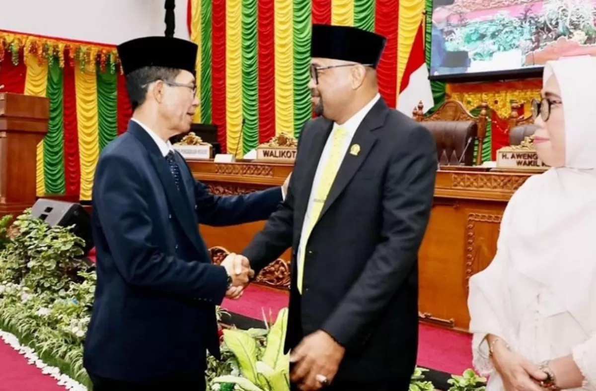 Muhammad Yunus Muda Resmi Jabat Waka III DPRD Batam