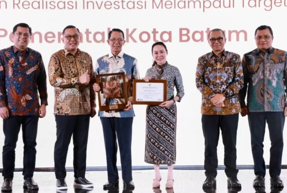 Pemko Batam Raih Dua Penghargaan Investasi dari Kementerian Investasi dan Hilirisasi