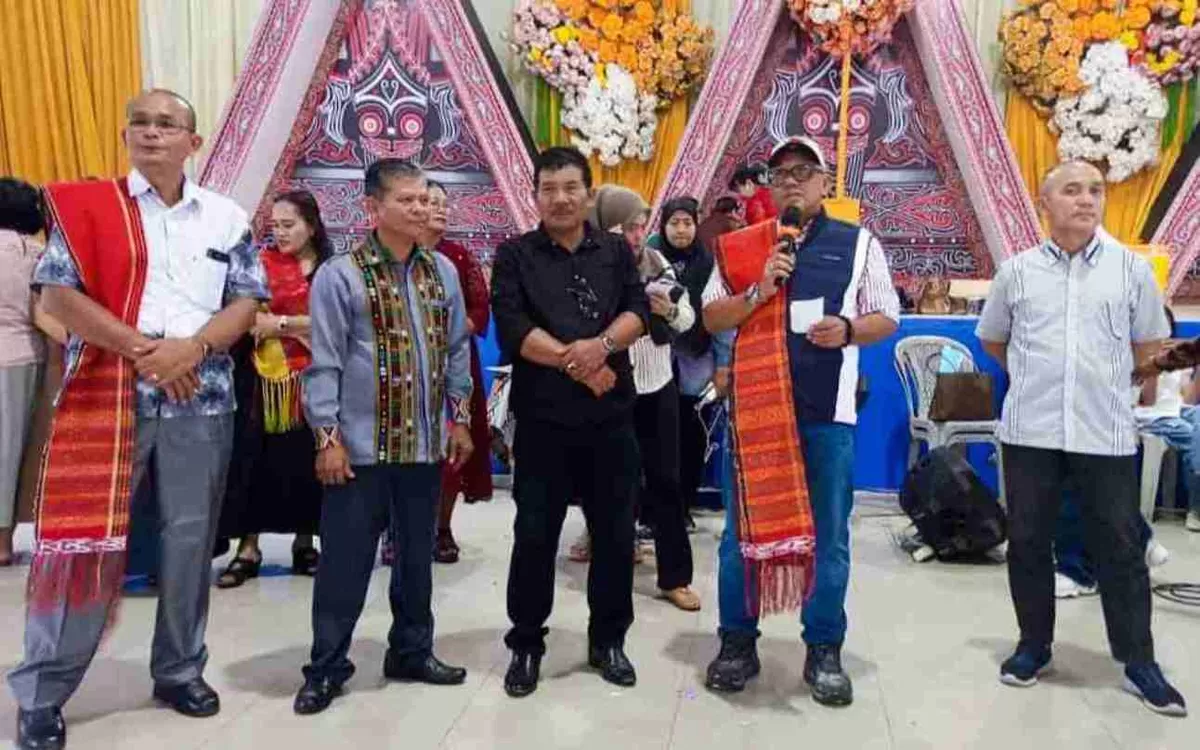 Walikota Tanjungpinang Lis Darmansyah saat memberikan sambutan pada acara syukuran Bonataon Punguan Siraja Naipospos Boru, Bere, Bere/Ibabere Kota Tanjungpinang. (Foto: Diskominfo Tanjungpinang)