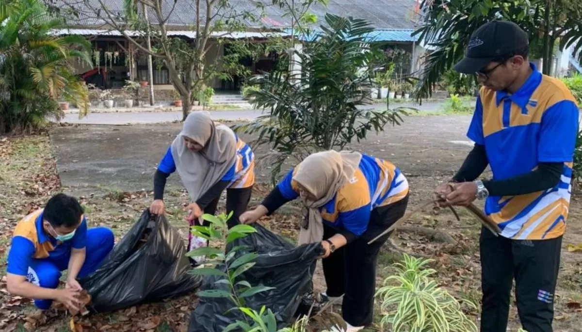 RSBP Batam Laksanakan Gotong Royong, Wujudkan Lingkungan Bersih
