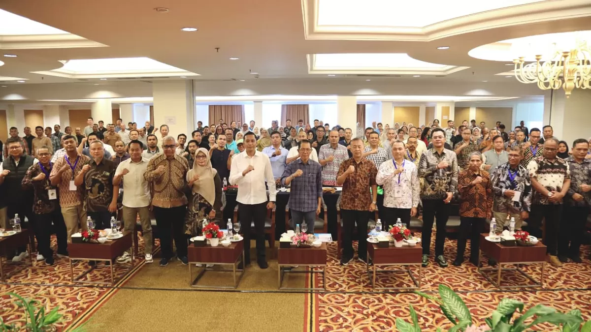 Kepala BP Batam Amsakar Achmad Buka Rapat Anggota Tahunan Koperasi Karyawan