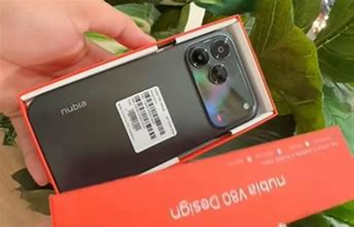 Nubia V80 Max