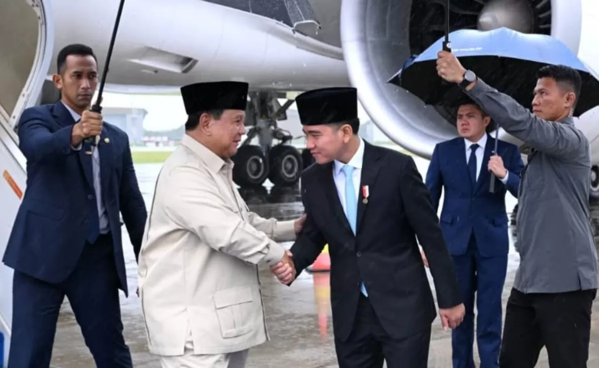 Presiden Prabowo Subianto tiba di Pangkalan TNI AU Halim Perdanakusuma, Jakarta, pada Jumat, 27 Februari 2026. Foto: Ist.