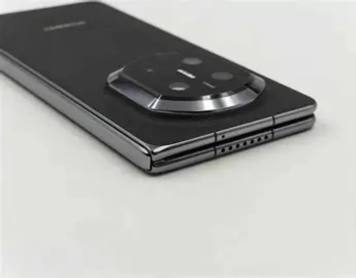 Huawei Mate X7 Memiliki Konfigurasi Kamera Lengkap dengan Kualitas Foto dan Video yang Bagus