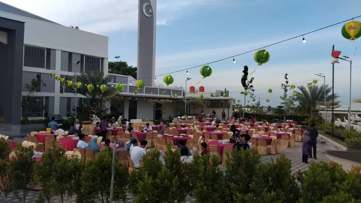 Buka Puasa Bersama Astaka Land, Warga,Konsumen dan Karyawan di Batam