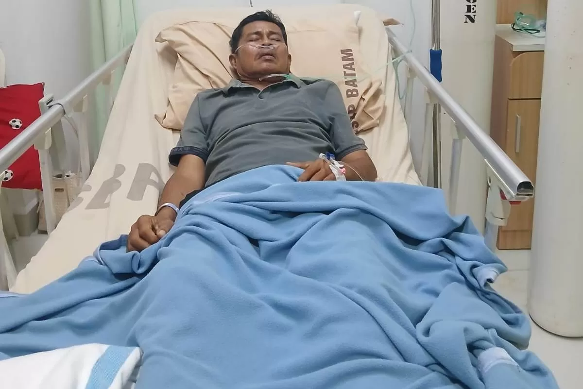  Andi Bastian atau yang akrab disapa Ibas berjuang di ranjang rumah sakit.