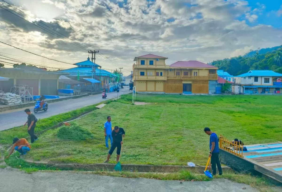 Jelang Lomba Pawai Takbir Camat Jemaja Ajak Masyarakat Jaga Kekompakan