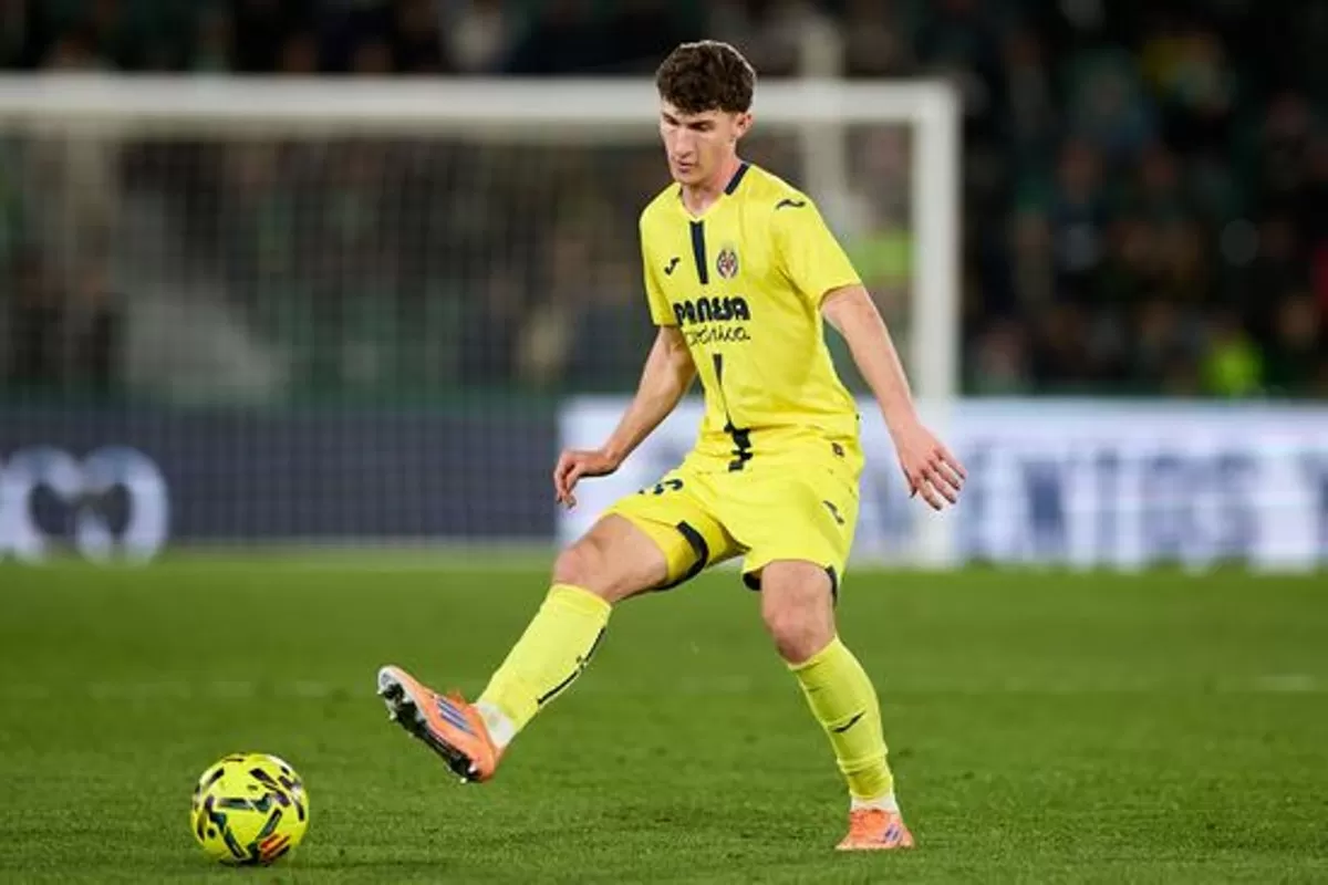 Atletico Madrid Buru Pau Navarro, Bek Muda Villarreal yang Bersinar