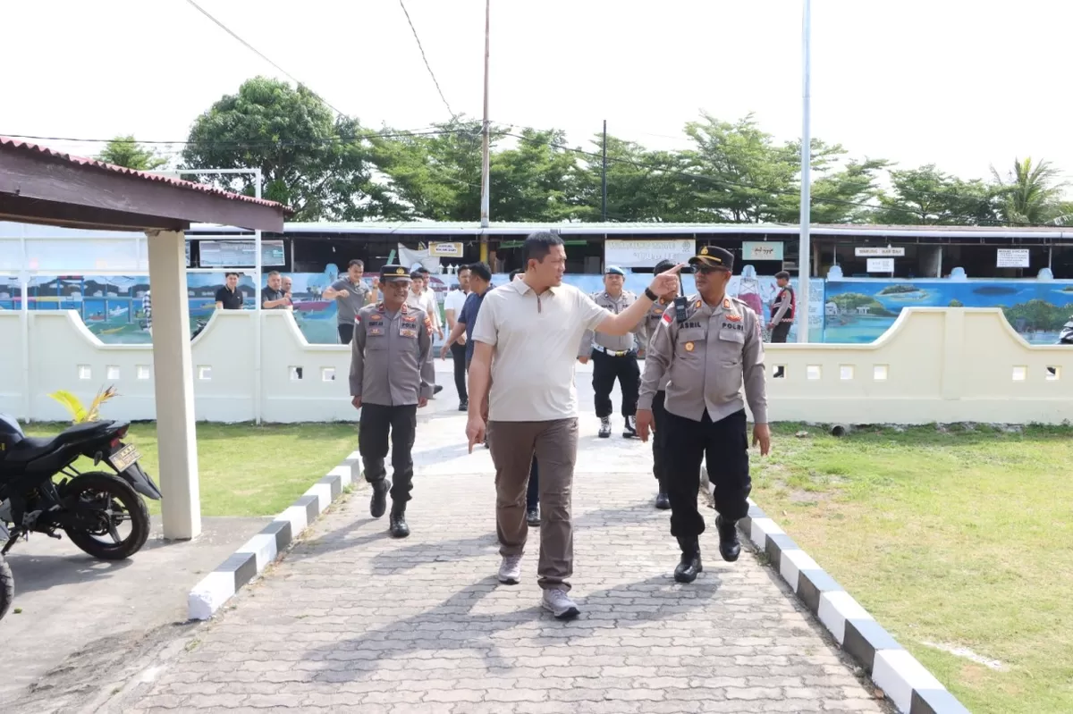 Kapolresta Barelang Tinjau Pembangunan Fasilitas Pendidikan dan Kunjungi Wilayah Belakang Padang