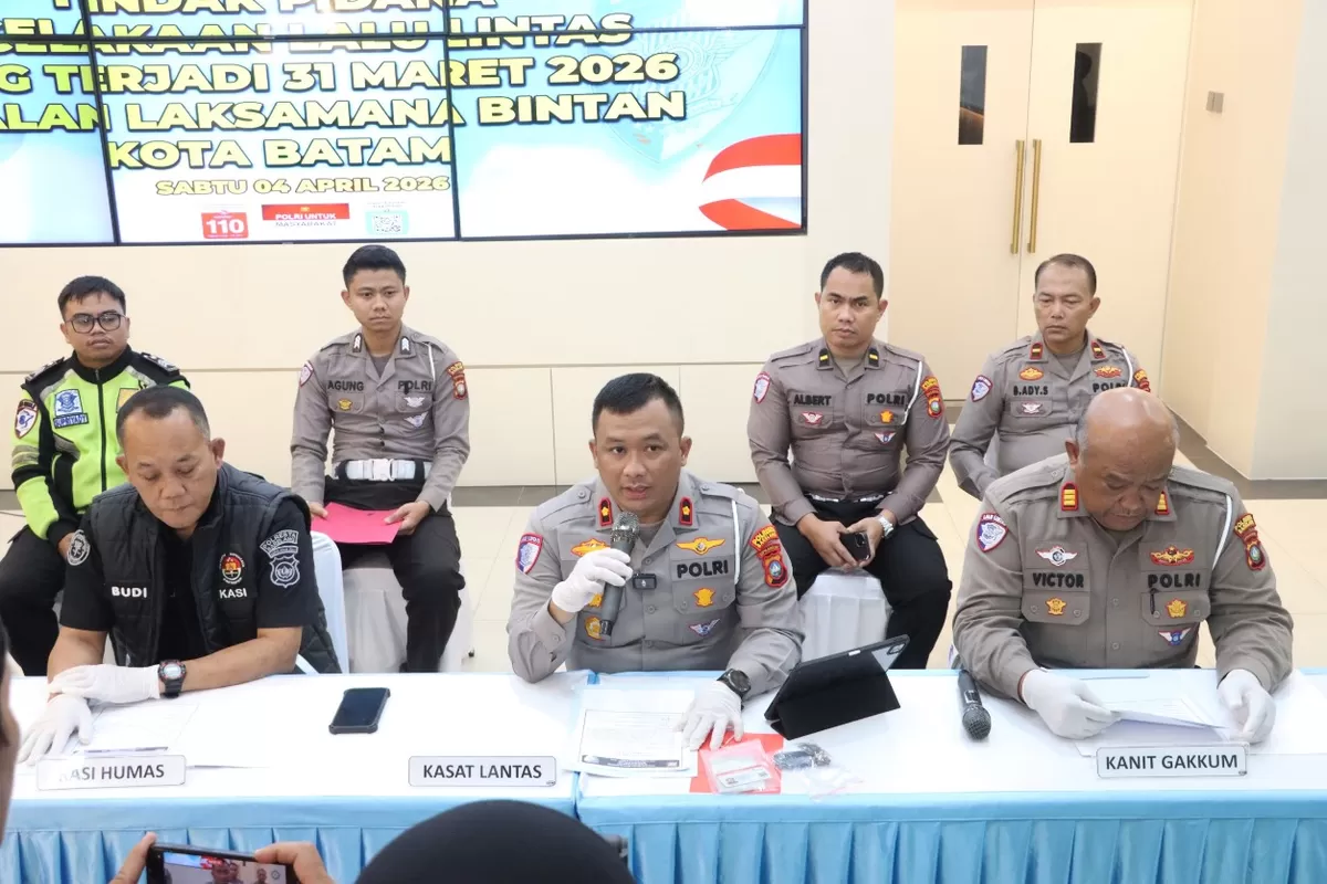 Satlantas Polresta Barelang Gelar Konferensi Pers Penanganan Kecelakaan di Dekat SD Negeri 001 Batam Kota