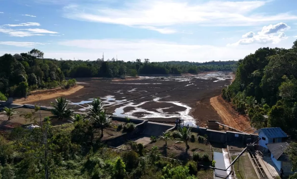  Kondisi Waduk Sei Jago nampak dari udara. 