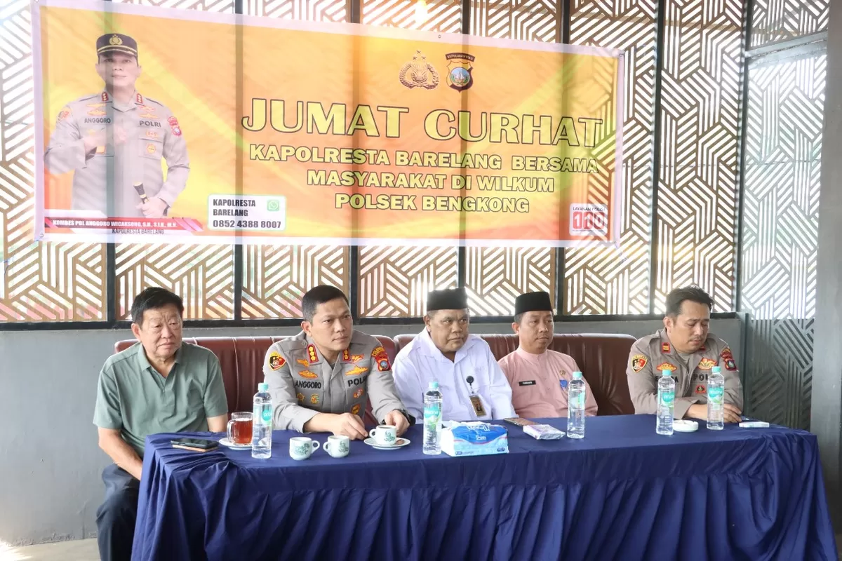 Kapolresta Barelang Gelar Jumat Curhat Kamtibmas di Bengkong, Dengarkan Langsung Aspirasi Demi Ciptakan Situasi Aman dan Kondusif