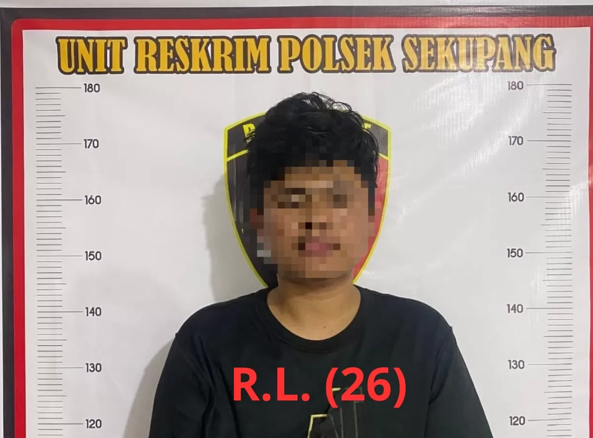Tersangka R.L pelaku pencurian kendaraan bermotor saat di amankan Unit Reskrim Polsek Sekupang(Humas Polsek Sekupang) (Humas Polsek Sekupang)
